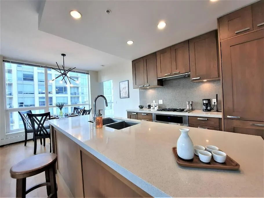 Luxury Condo By River With City Views Calgary Apartment