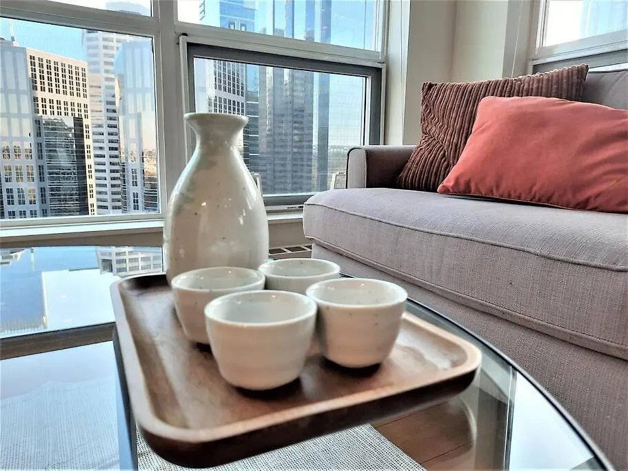 Apartman Luxury Condo By River With City Views YYC